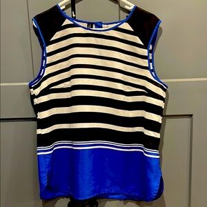 4/$20 Sale! Sleeveless Blouse 🌺